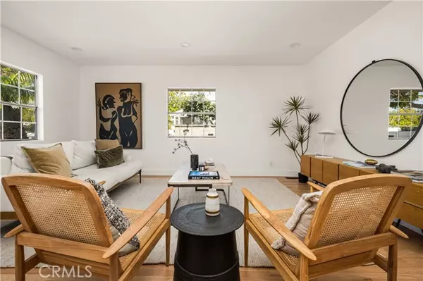 Los Angeles, CA 90045,8310 Colegio DR