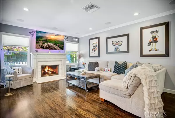 Lake Balboa, CA 91406,6455 Densmore AVE