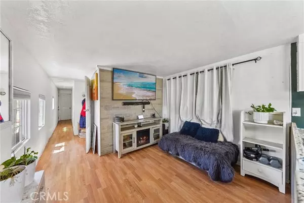 Victorville, CA 92395,16473 Green Tree BLD 34