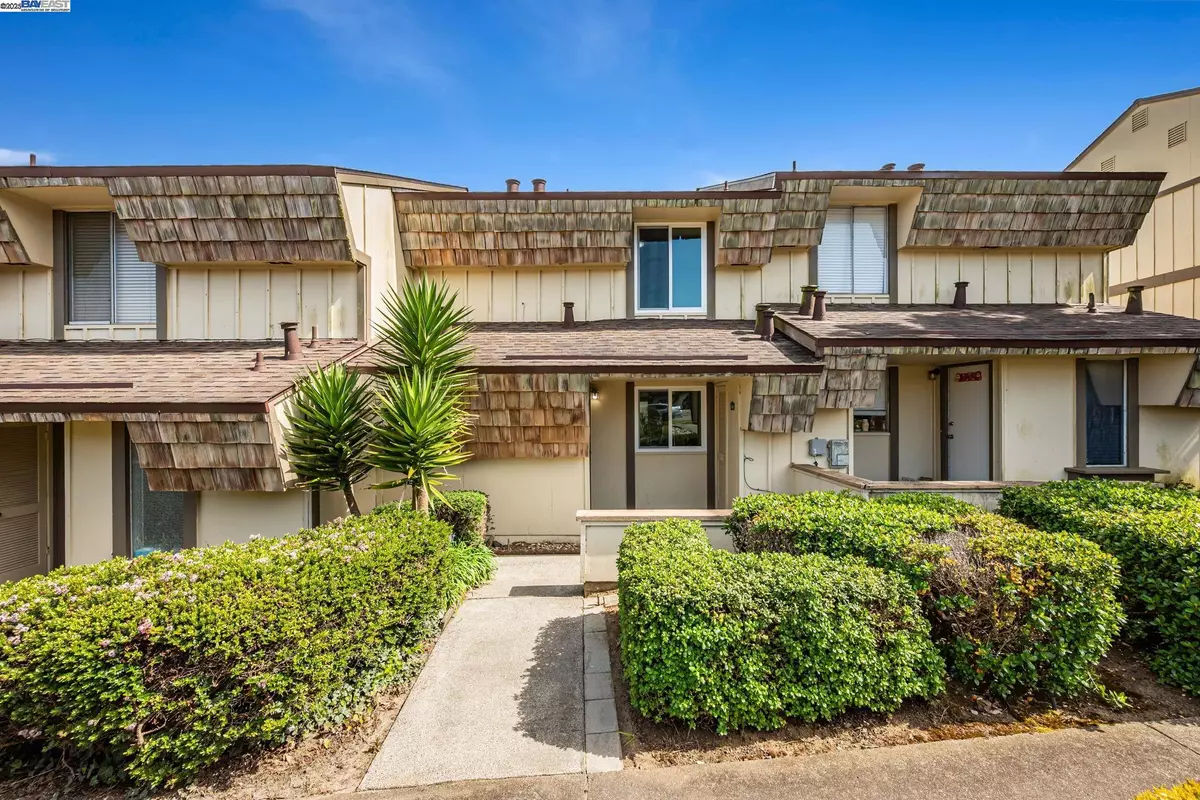 South San, CA 94080,2751 Duhallow WAY