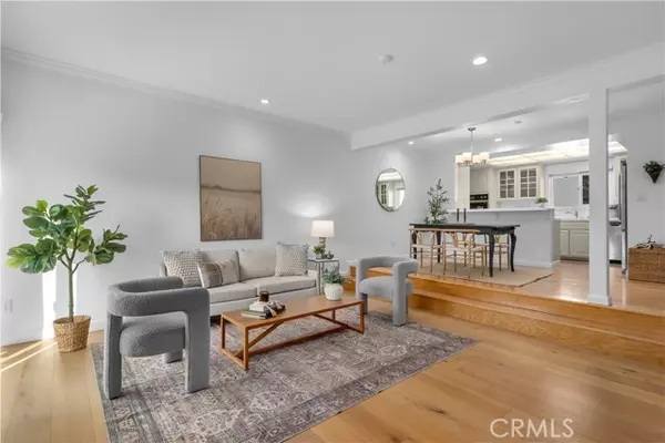 Redondo Beach, CA 90278,1006 Palm LN