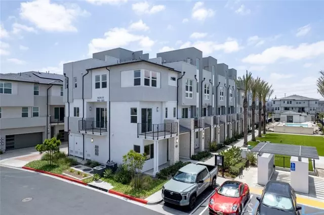 1302 W Bushell ST, Anaheim, CA 92805