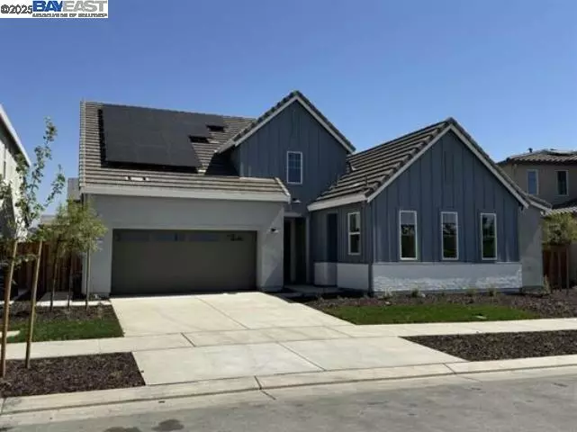 3027 Paxton Ct, Lathrop, CA 95330