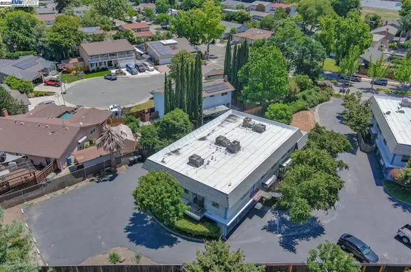 Pleasanton, CA 94588,4327 Fairlands Dr