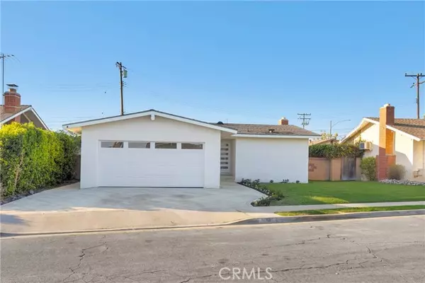 8381 E Blithedale ST, Long Beach, CA 90808