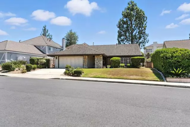 346 S Silverbrook DR, Anaheim, CA 92087