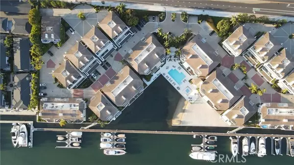 Newport Beach, CA 92660,994 Bayside Cove 611