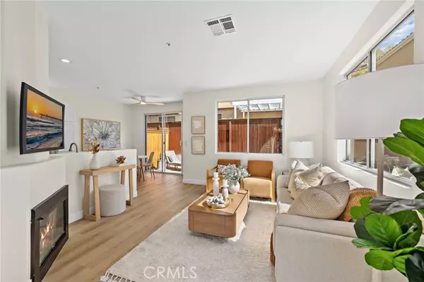 Rancho Santa Margarita, CA 92688,90 CALLE DE FELICIDAD