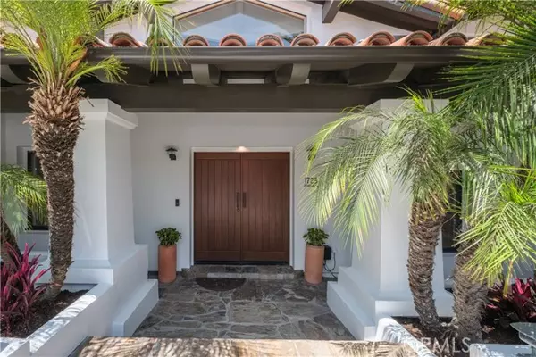 Manhattan Beach, CA 90266,1725 N Poinsettia AVE