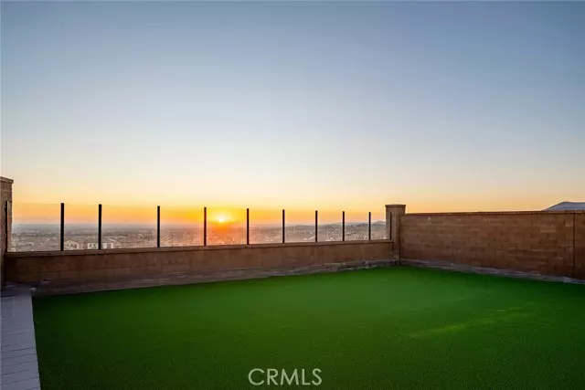 104 Eversedge, Irvine, CA 92618