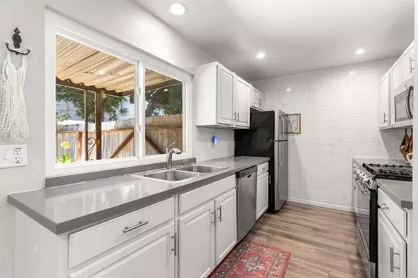 Oceanside, CA 92056,3456 Thunder