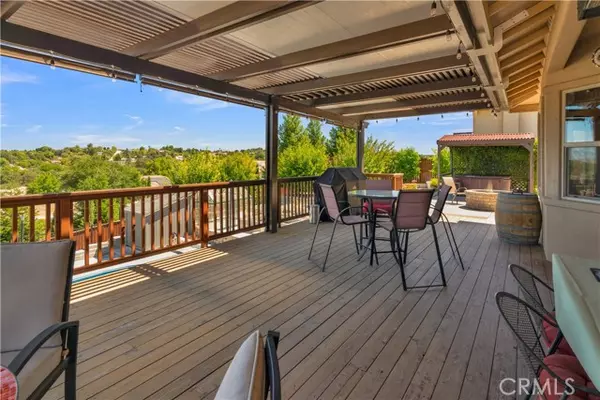Paso Robles, CA 93446,654 Red Cloud RD