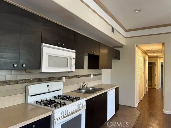 Sherman Oaks, CA 91401,14352 Tiara ST