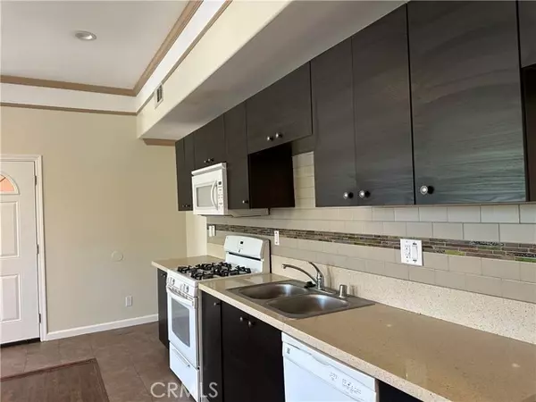 Sherman Oaks, CA 91401,14352 Tiara ST