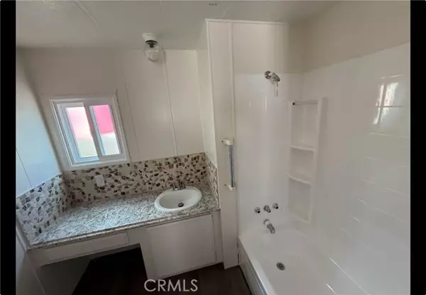 Van Nuys, CA 91406,7800 Balboa Blvd 51