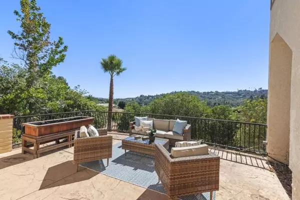 Fallbrook, CA 92028,2839 Lakemont DR