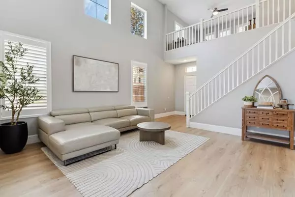 Carlsbad, CA 92011,1568 Sapphire Dr