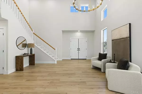 San Diego, CA 92121,5489 Panoramic LN