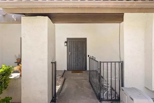 Escondido, CA 92027,1533 Sheridan AVE