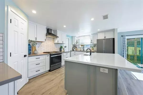 Escondido, CA 92025,669 McDonald LN