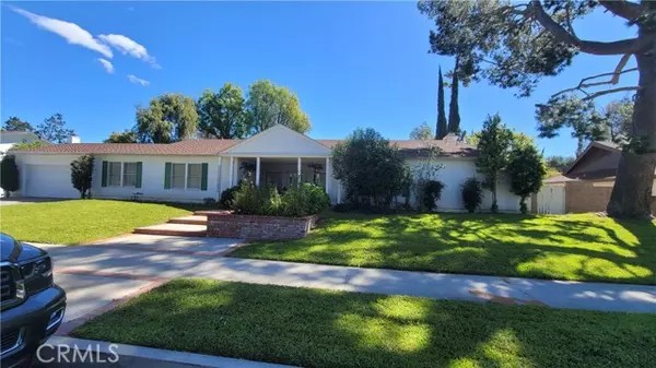 9560 Shoshone AVE, Northridge, CA 91325