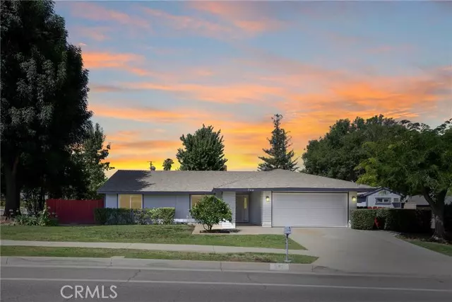 540 Lakeside AVE, Redlands, CA 92373