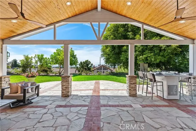 2120 E White Lantern LN, Orange, CA 92867