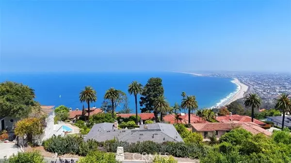 Palos Verdes Estates, CA 90274,924 Via Nogales