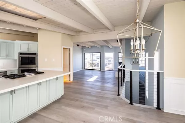 Hermosa Beach, CA 90254,434 Manhattan AVE
