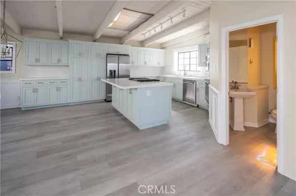 Hermosa Beach, CA 90254,434 Manhattan AVE