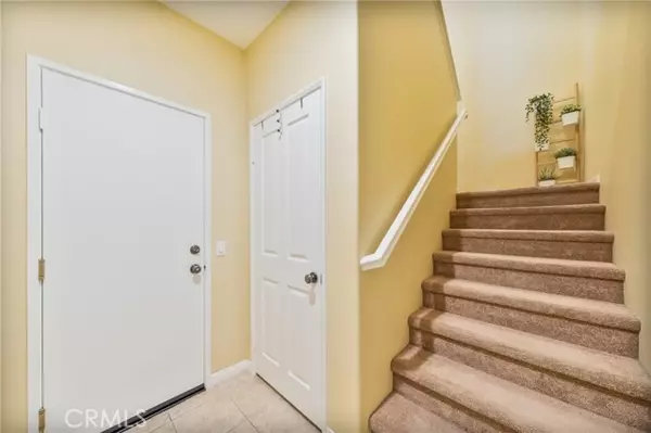 Valencia, CA 91381,26972 Pebble Beach DR