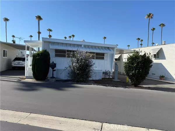 4117 W Mc Fadden 313, Santa Ana, CA 92704