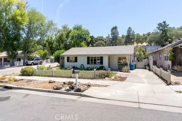 Paso Robles, CA 93446,144 12th ST