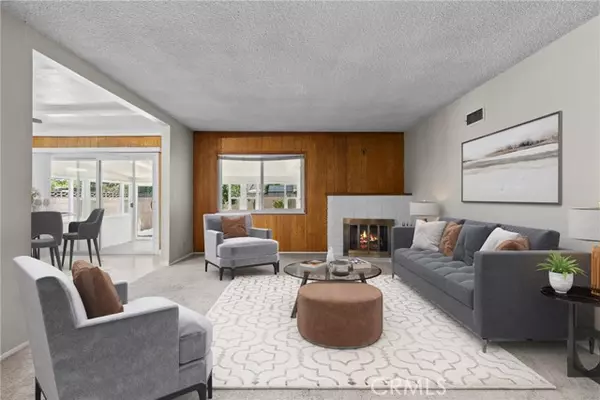 Reseda, CA 91335,7452 Vanalden AVE