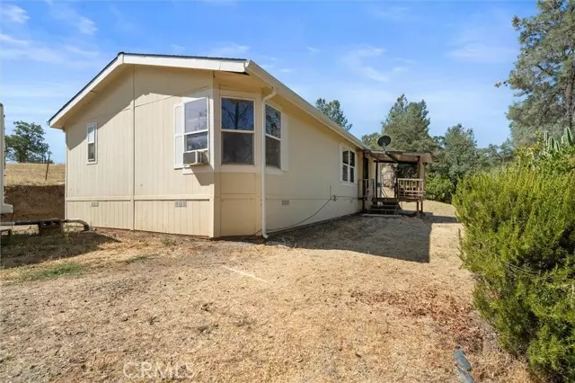 16080 Oakridge RD, Corning, CA 96021