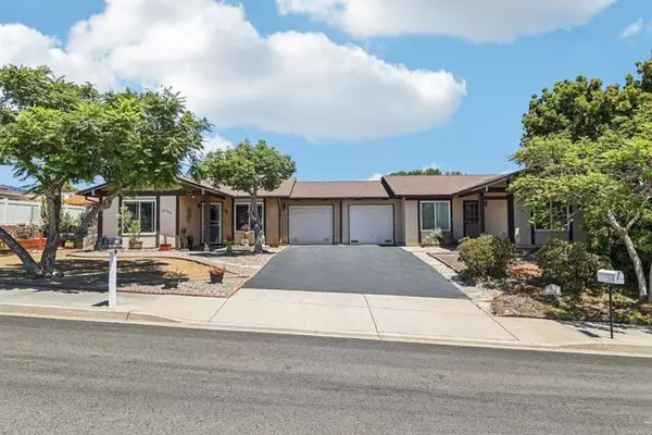 Oceanside, CA 92056,1736 Round Tree Dr