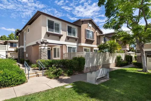 San Diego, CA 92123,9753 W Canyon 4