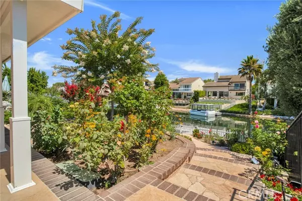 Westlake Village, CA 91361,2382 Leeward CIR