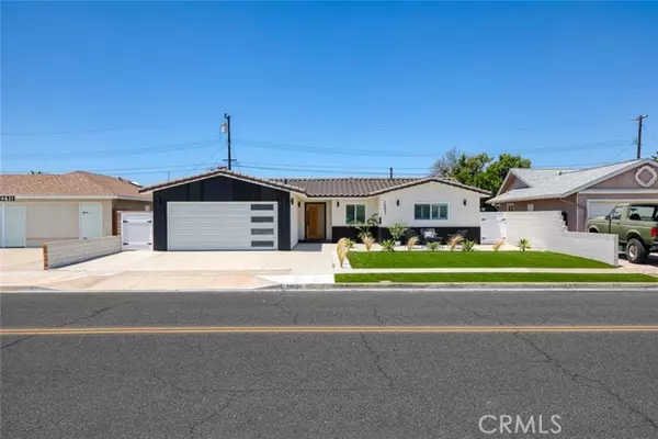 Huntington Beach, CA 92647,14621 Chalet LN