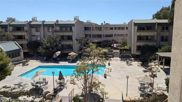 12141 Centralia ST 312, Lakewood, CA 90715