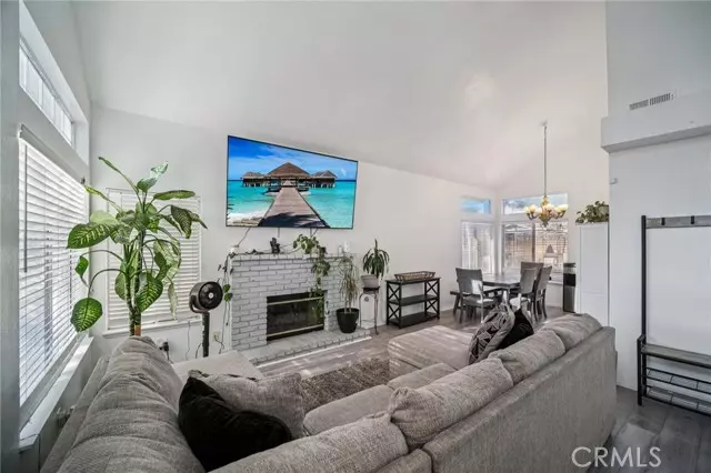 43534 11th Street East, Lancaster, CA 93535