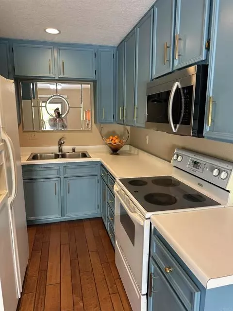 Encinitas, CA 92024,1630 Forestdale DR