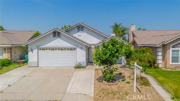 Highland, CA 92346,7404 Marshall CT