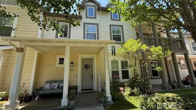 65 Orange Blossom CIR, Ladera Ranch, CA 92694