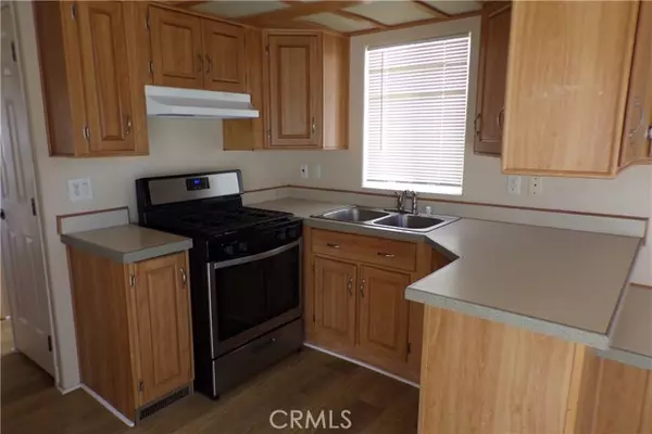 Yucaipa, CA 92399,12710 3rd ST 98