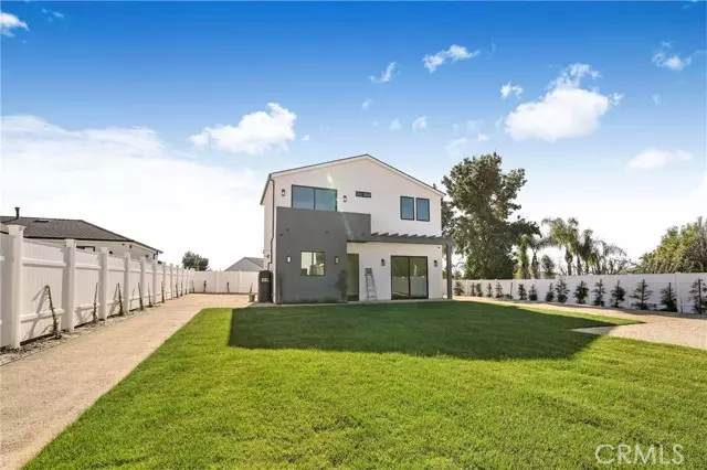 13457 Bradley AVE, Sylmar, CA 91342