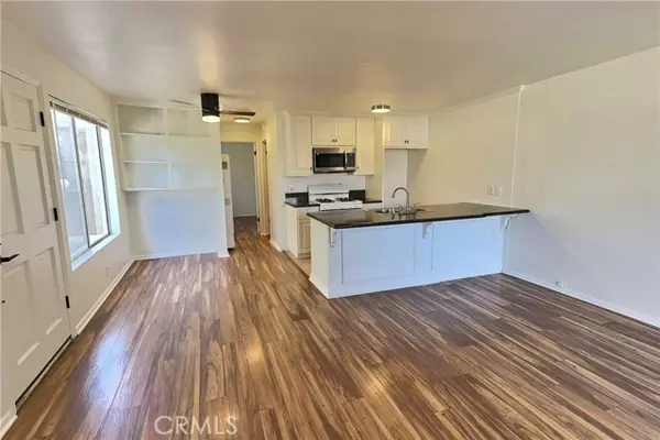 Huntington Beach, CA 92648,314 18th ST H