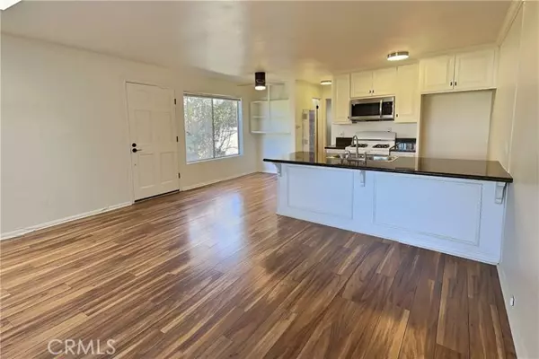 Huntington Beach, CA 92648,314 18th ST H