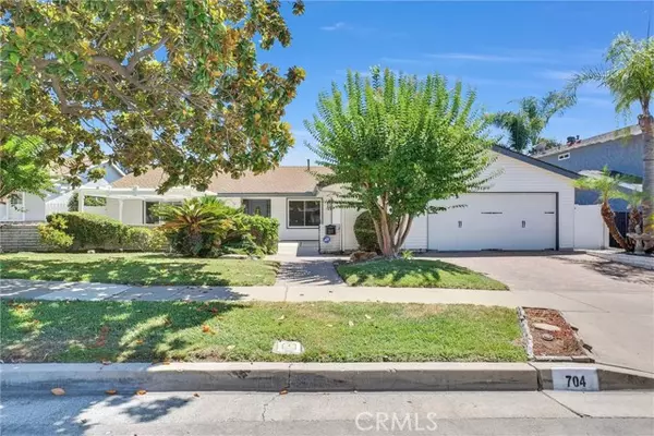 Orange, CA 92867,704 E Barkley AVE
