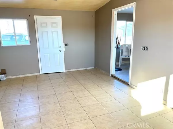 Hesperia, CA 92345,14602 Main ST